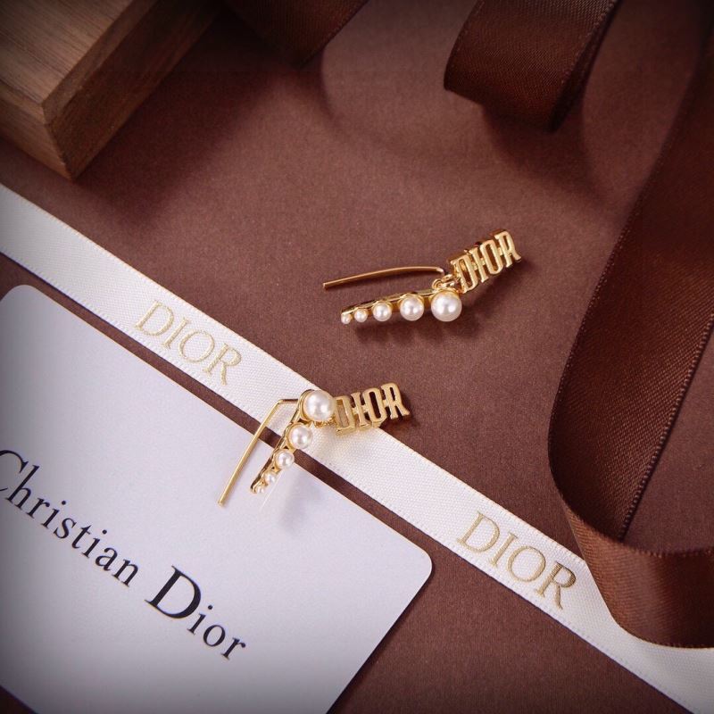 chr1st1an D10r earrings
